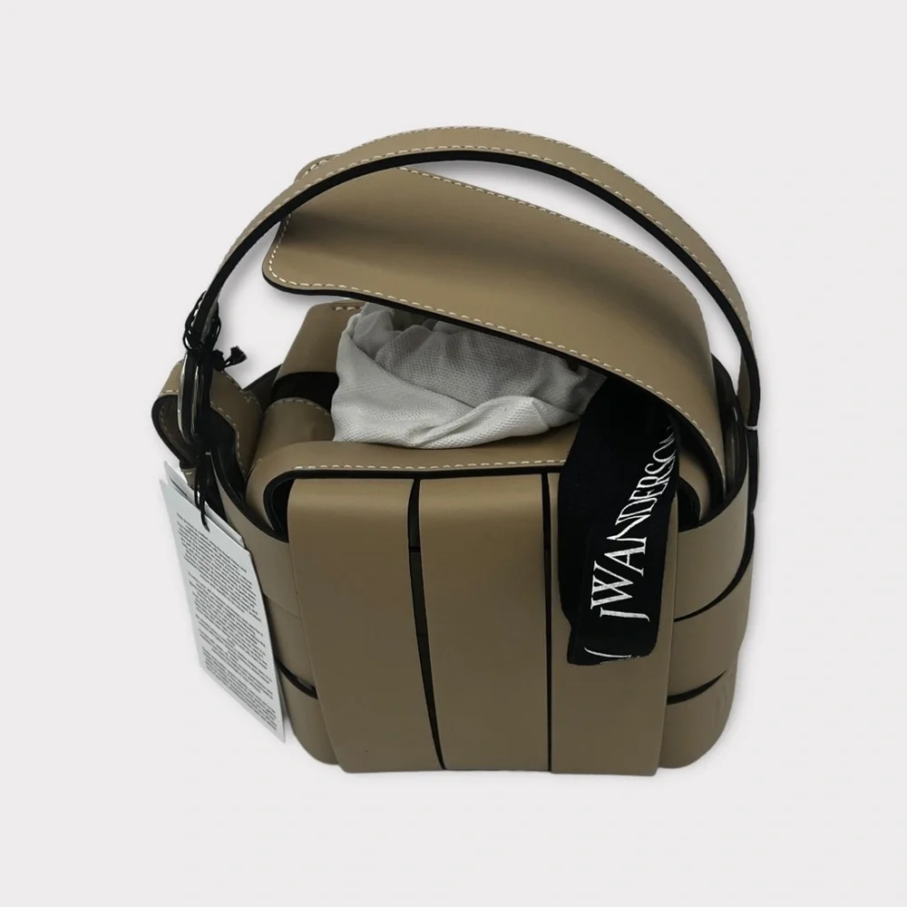 JW Anderson Beige Knot Bag NEW - Picture 7 of 12